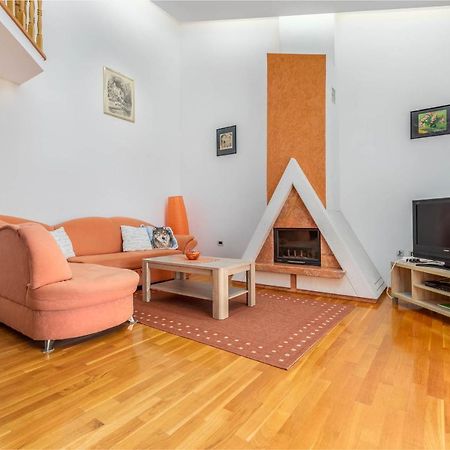 Apartment Villa Nera Pula Zewnętrze zdjęcie
