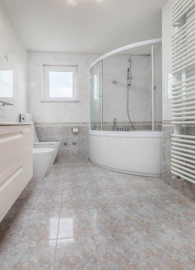 Apartment Villa Nera Pula Zewnętrze zdjęcie