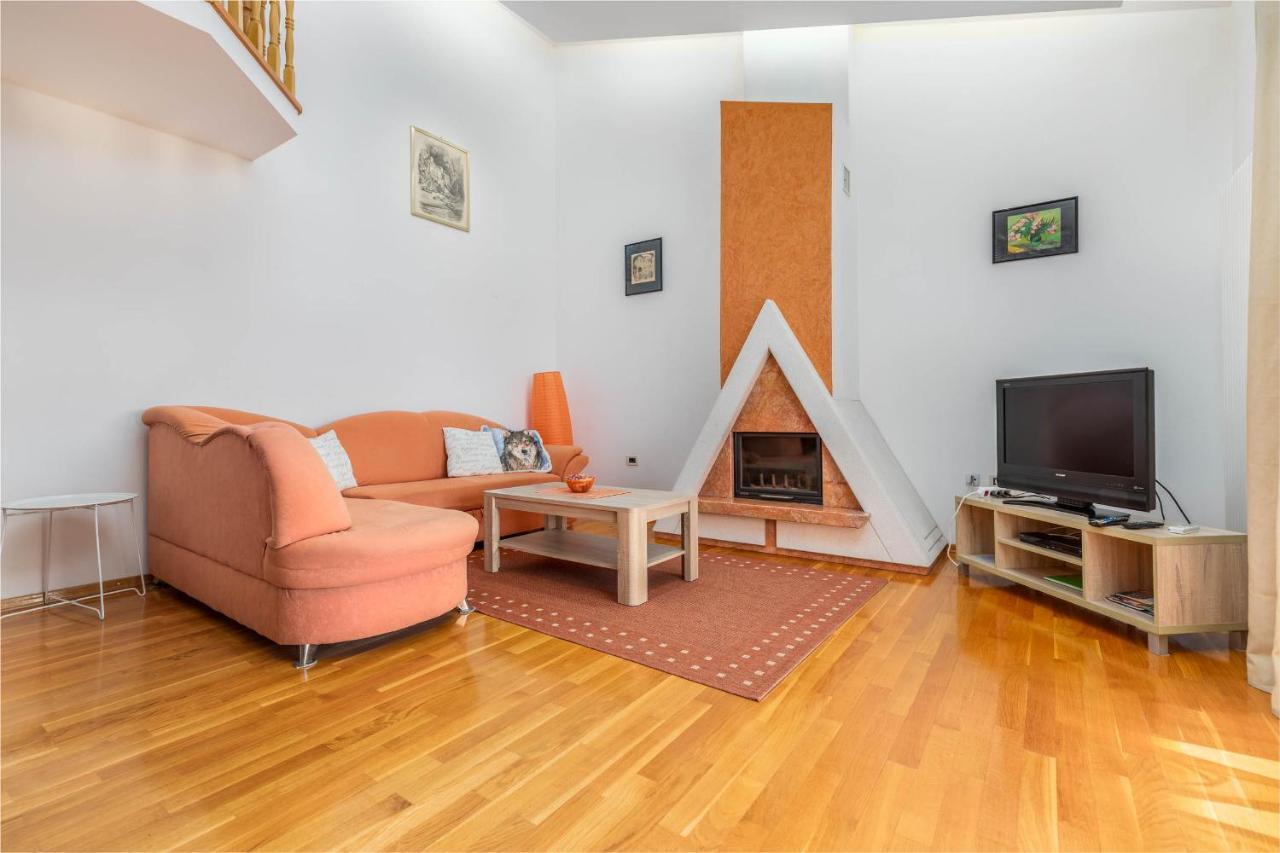 Apartment Villa Nera Pula Zewnętrze zdjęcie