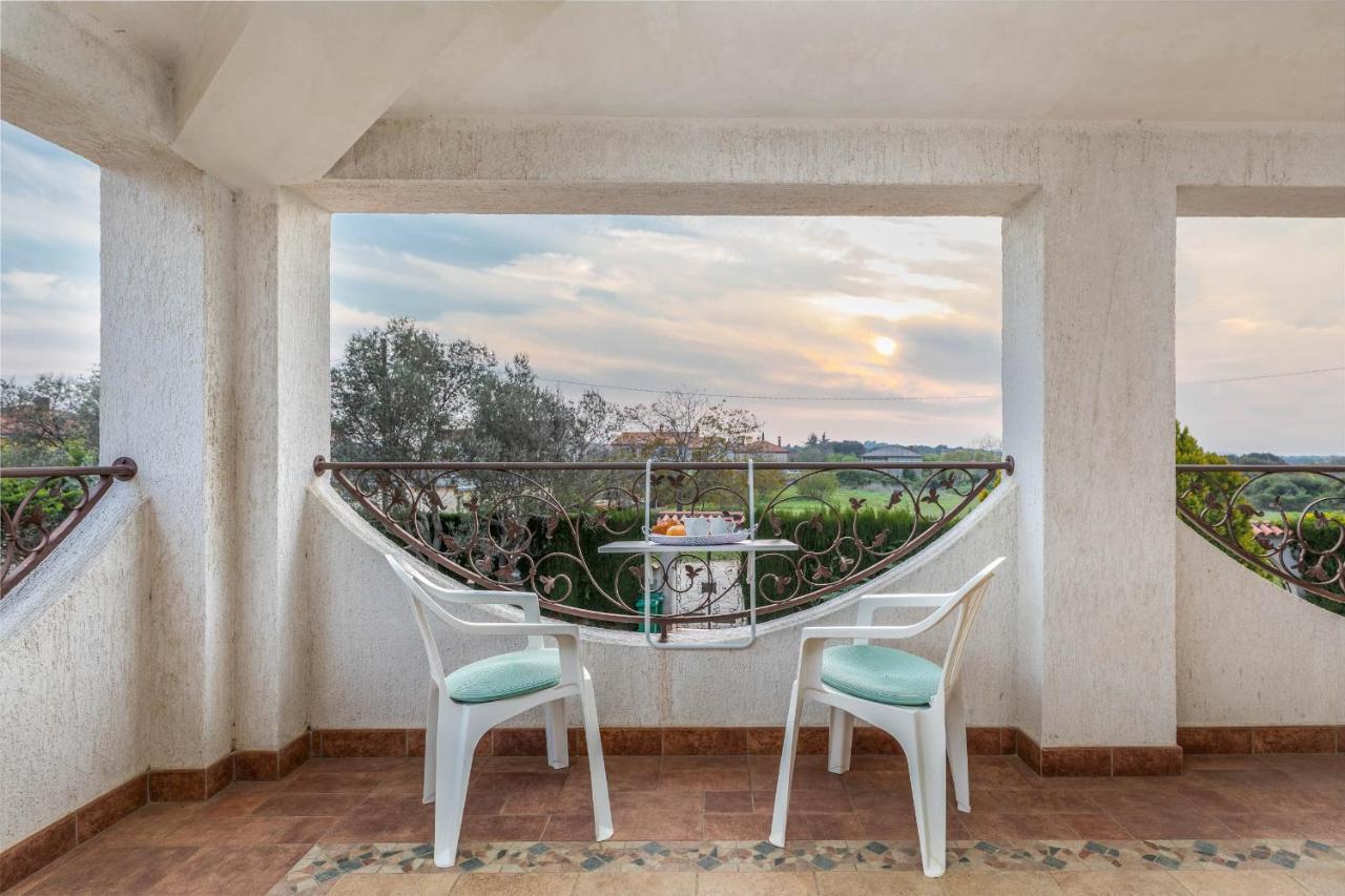 Apartment Villa Nera Pula Zewnętrze zdjęcie