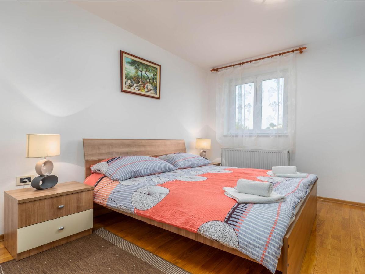Apartment Villa Nera Pula Zewnętrze zdjęcie
